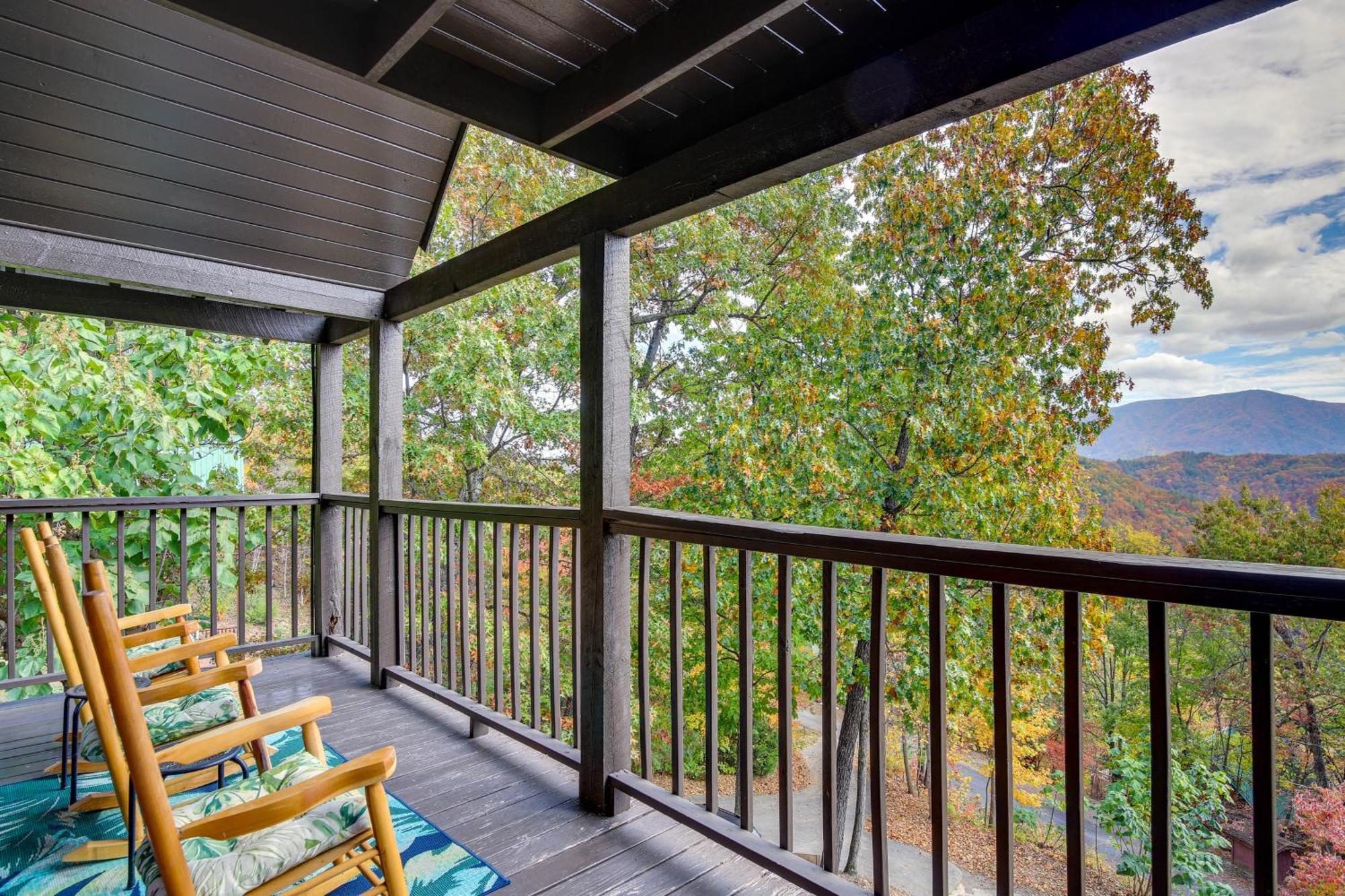 Above And Beyond Pigeon Forge Cabin With Prime Views! Esterno foto